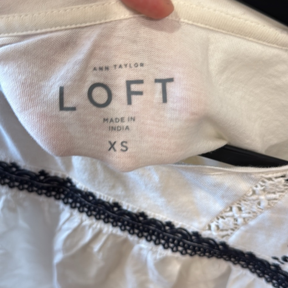 LOFT white and Black Embellished Relaxed Blouse Top XS - Picture 7 of 9